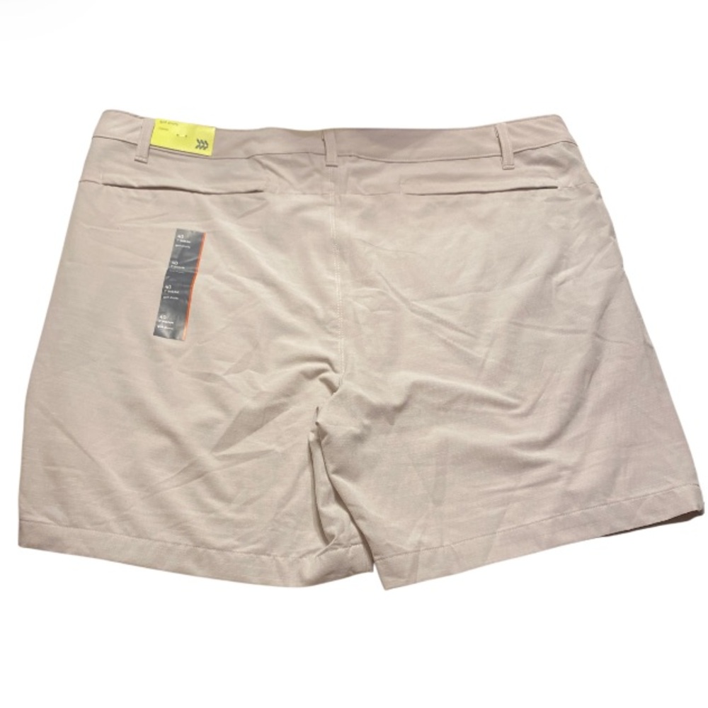 All In Motion Golf Shorts 7” Inseam Secured Zippered Pocket NWT Size 40